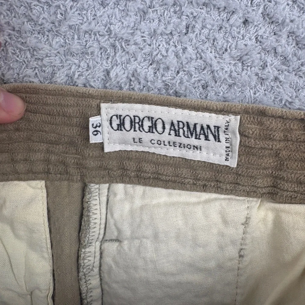 Giorgio Armani Corduroy Pants Mens 36x32 Beige Brown Pleated Italy Vintage Y2K